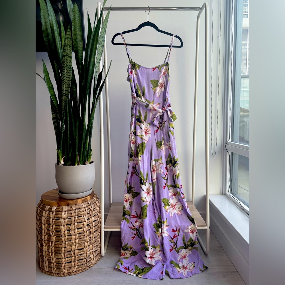 FOREVER 21 | Beautiful Lilac Floral Jumpsuit L